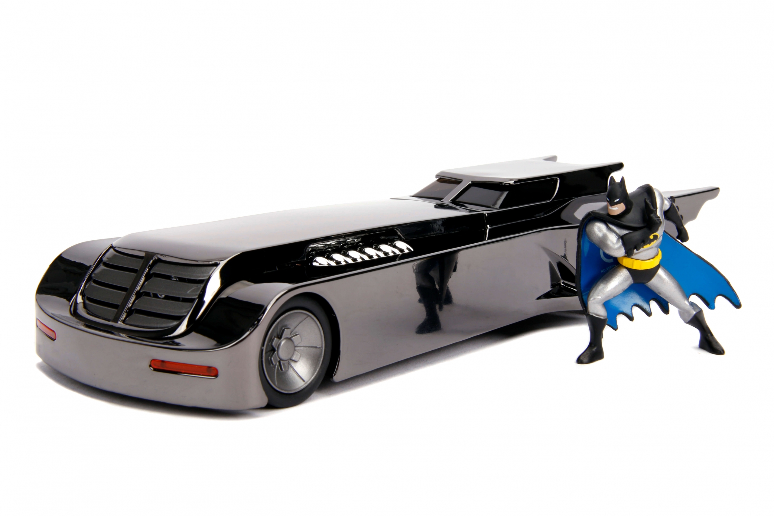 1:24 Batmobile w/ Batman (Animated Series – SDCC Exclusive 