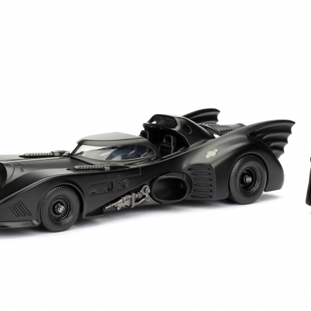 1:32 Tumbler Batmobile (The Dark Knight) | Metals Die Cast