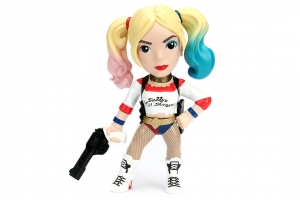 Harley Quinn w/ Gun (M117)